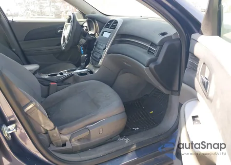 2015 Chevrolet Malibu Ls z USA, uszkodzony, nr VIN 1G11B5SL8FF339655